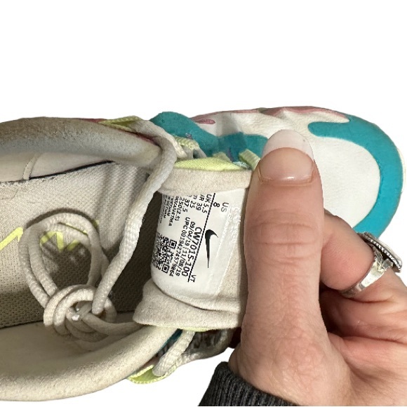 CLEARANCE ❌Nike air max 270 react pastel - Picture 9 of 9